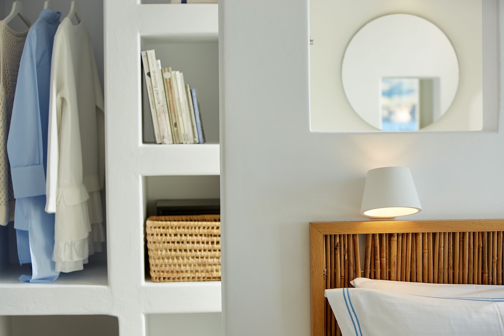 Milos Breeze Boutique Hotel 25/50