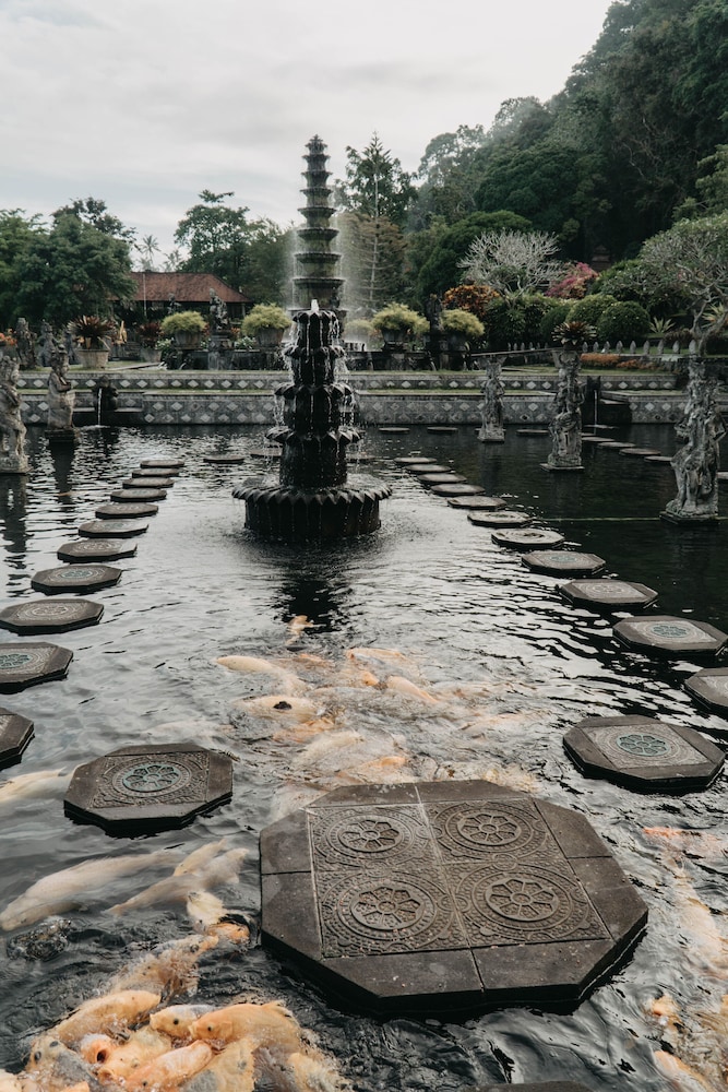 Lodtunduh Sari 64/73