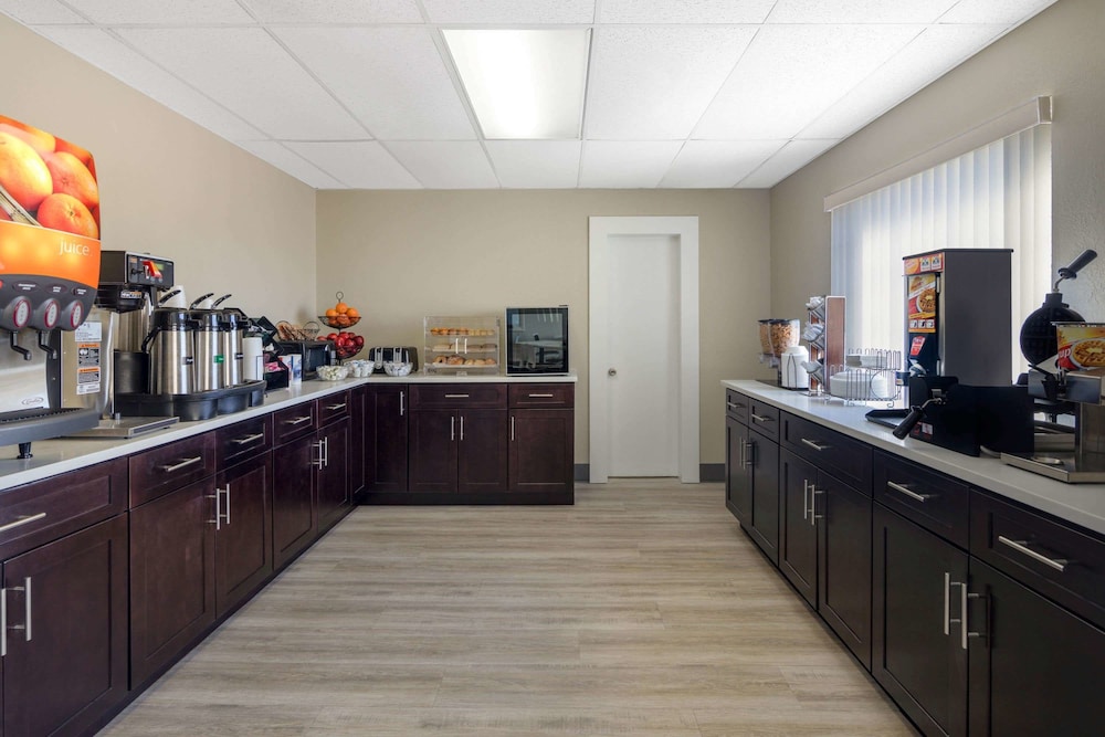 Microtel Inn & Suites by Wyndham Florence 5/31