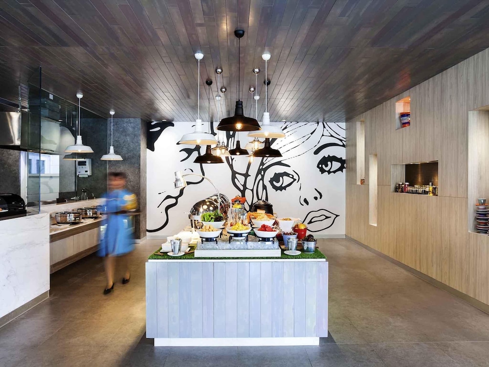 Ibis Styles Jakarta Sunter 8/62