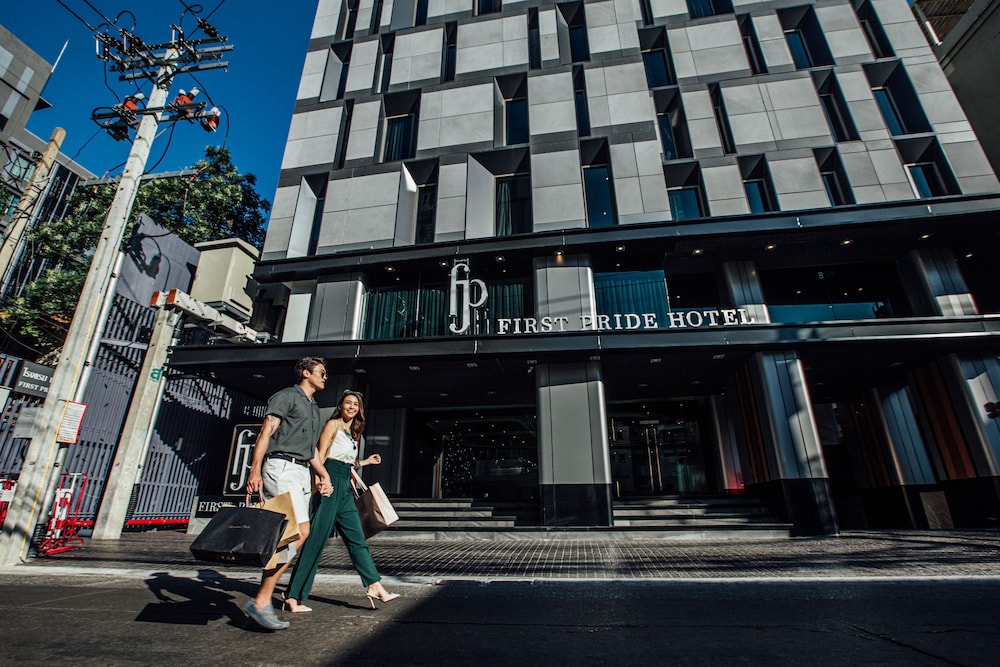 First Pride Hotel Bangkok 2/56