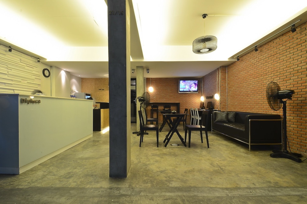 DI PLACE 31/41