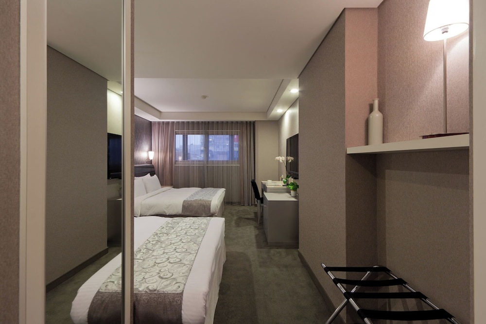 Harbor View Hotel 34/53