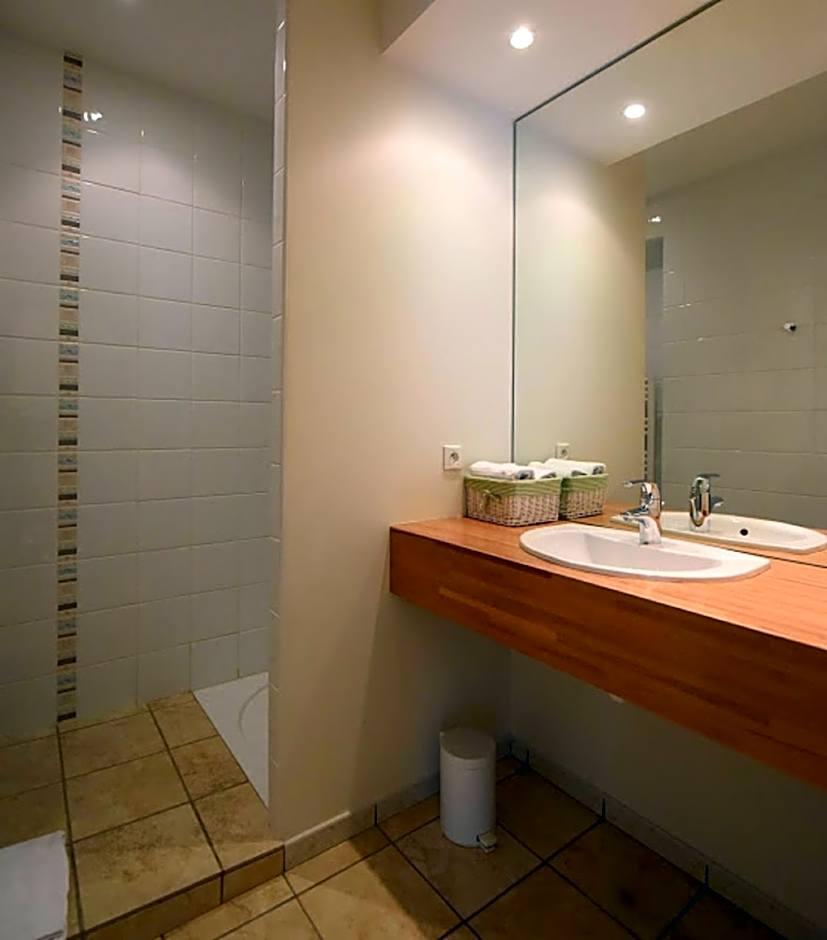 HOTEL LE RELAIS DU VIVARAIS 17/18