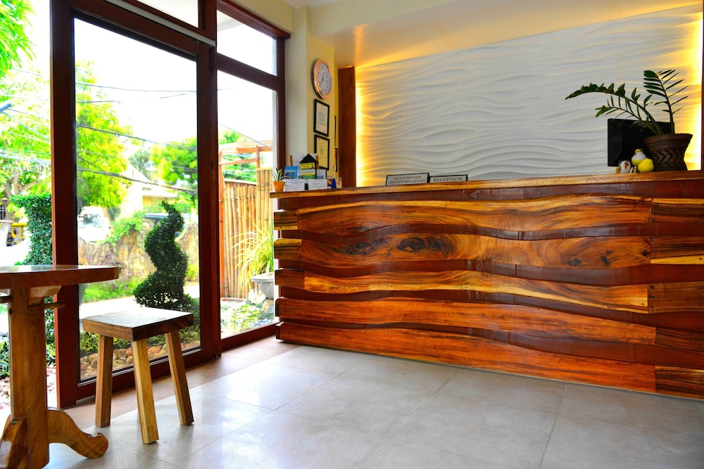 THE SITIO VILLAS AND SUITES 6/34