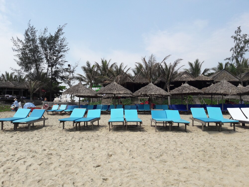 Life Beach Villa 56/64
