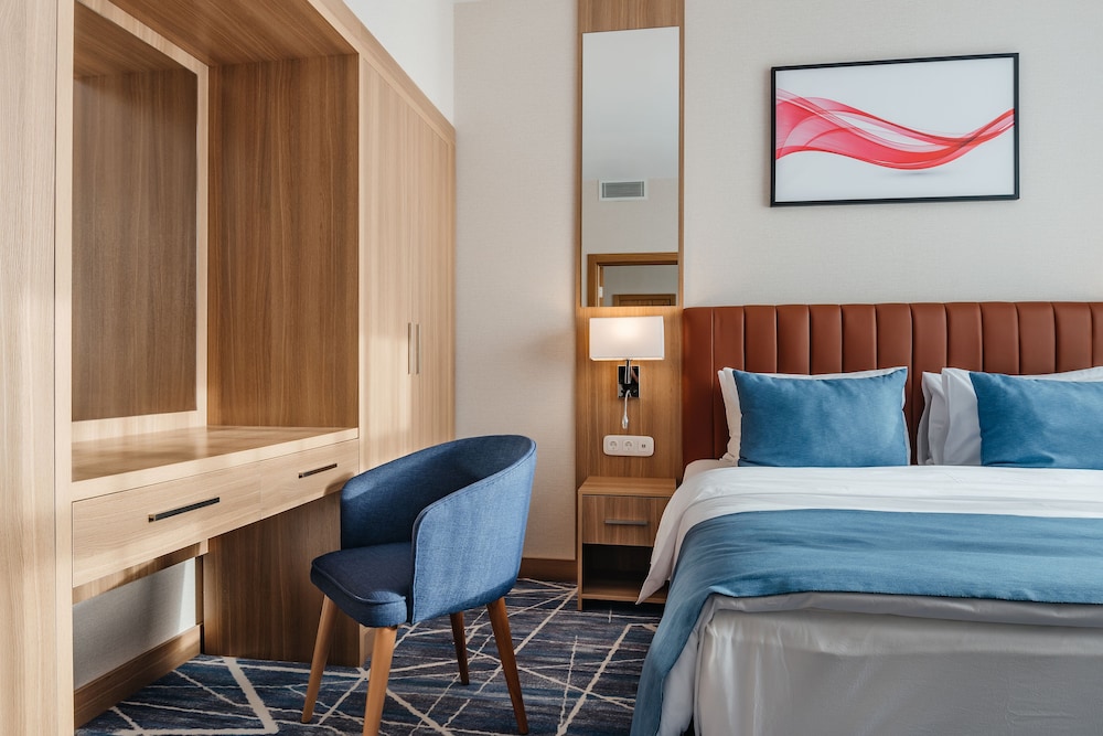 Ramada by Wyndham Astana 6/50