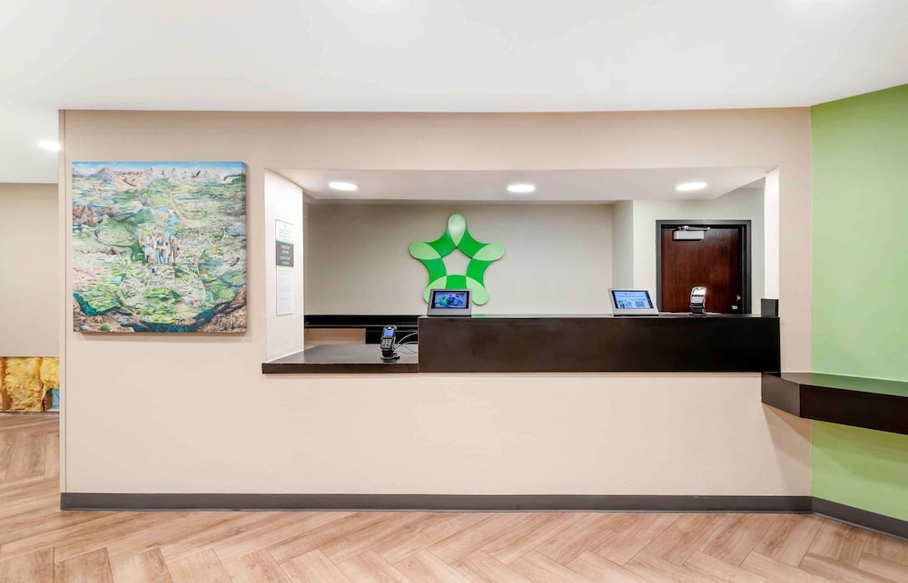 Extended Stay America - Asheville - Tunnel Road 5/38