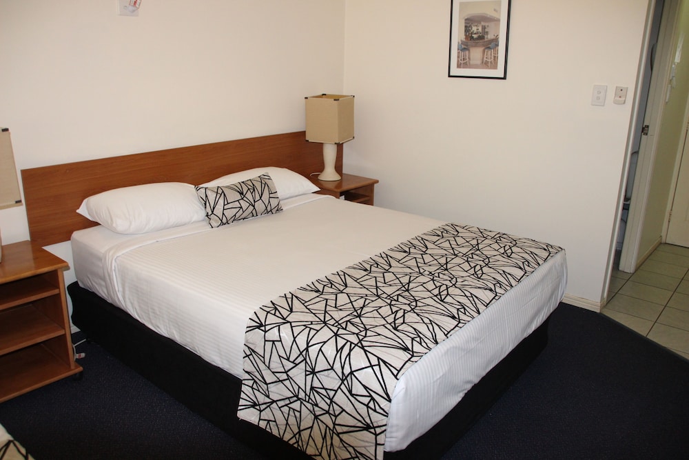 Econo Lodge Waterford 7/18