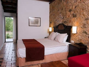 HOTEL AATU 16/49