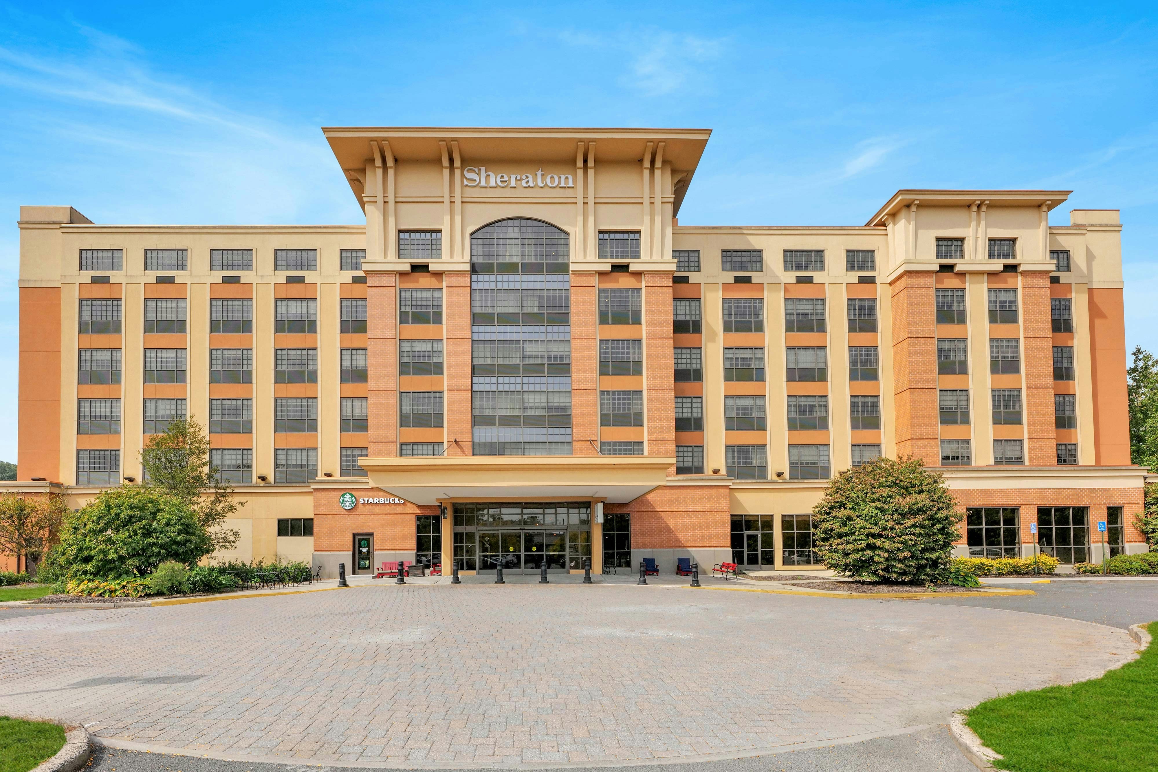 Sheraton Tarrytown Hotel 2/48