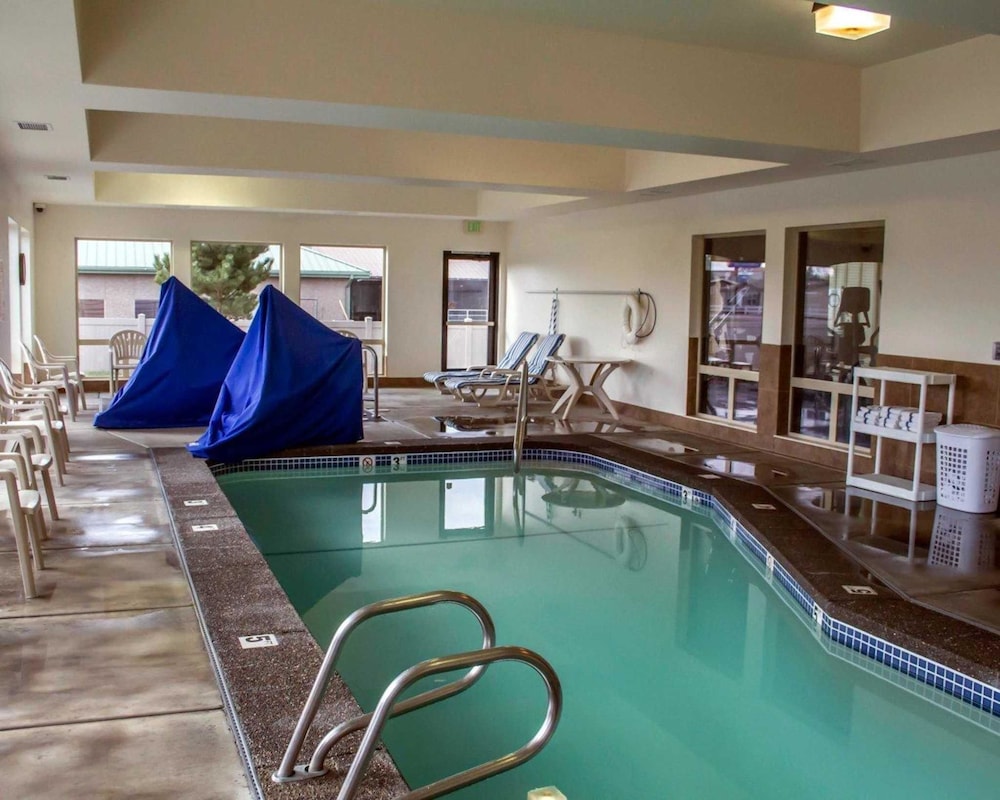 Sleep Inn and Suites Redmond, OR 3/34
