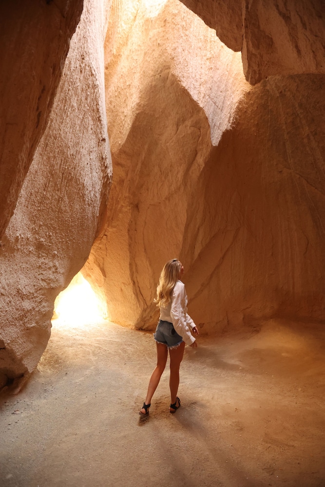 Maks Cave House 17/50