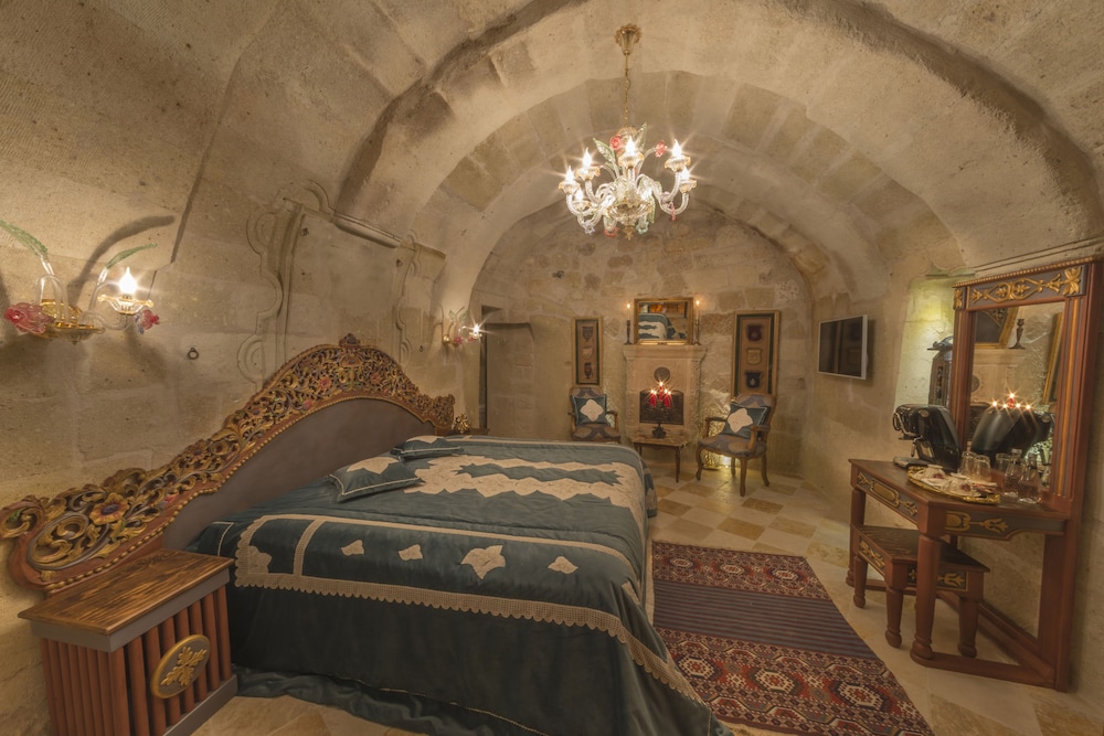 Elika Cave Suites Cappadocia, Curio Collection by Hilton 67/80