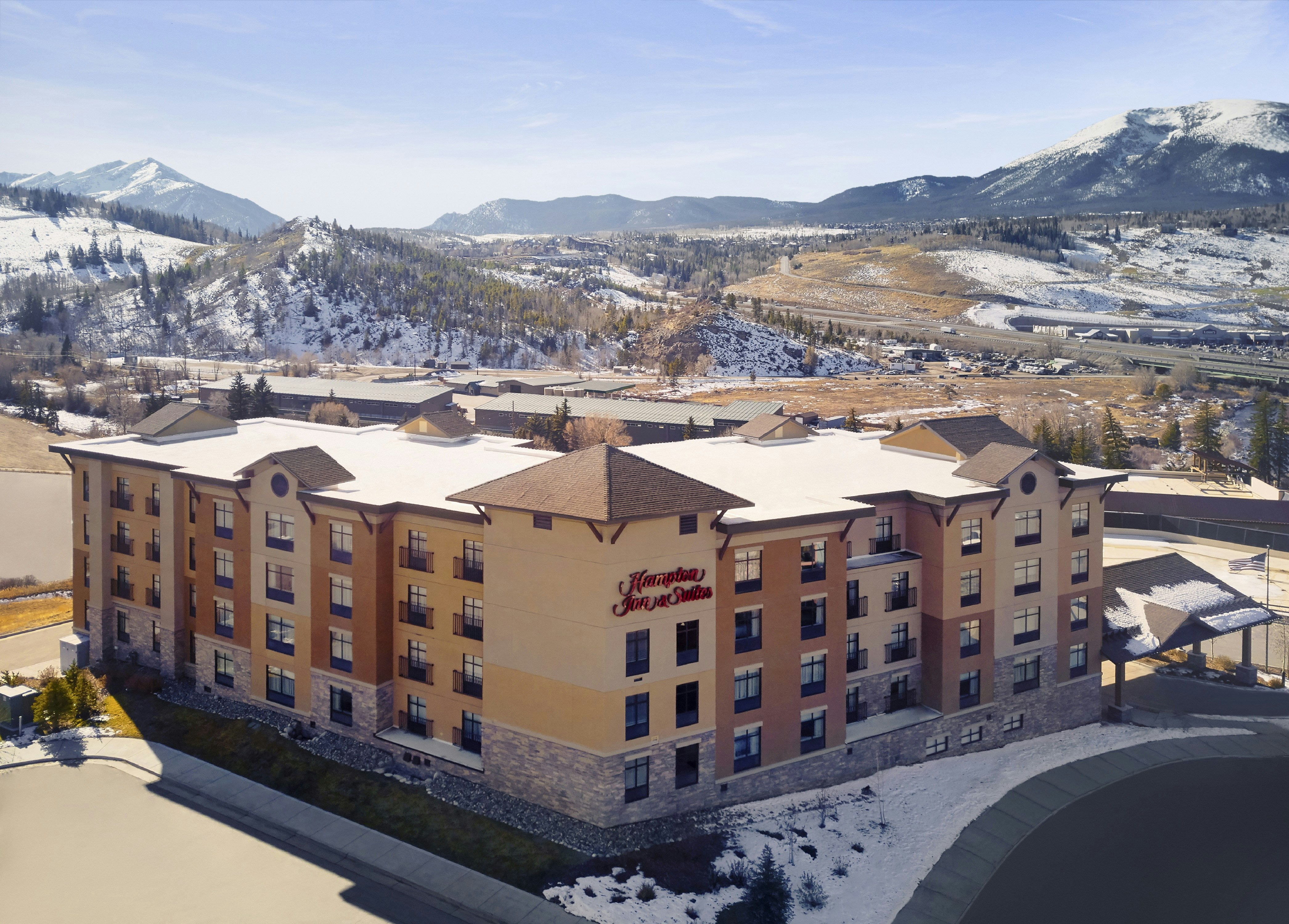 Hampton Inn & Suites Silverthorne 1/50