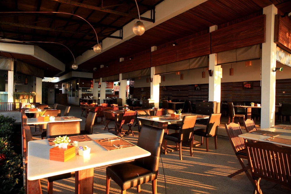 The Hive Hotel Samui 58/71