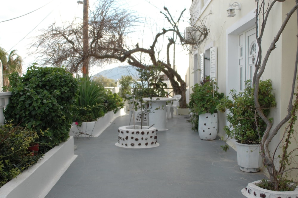 Vinas Place 35/49