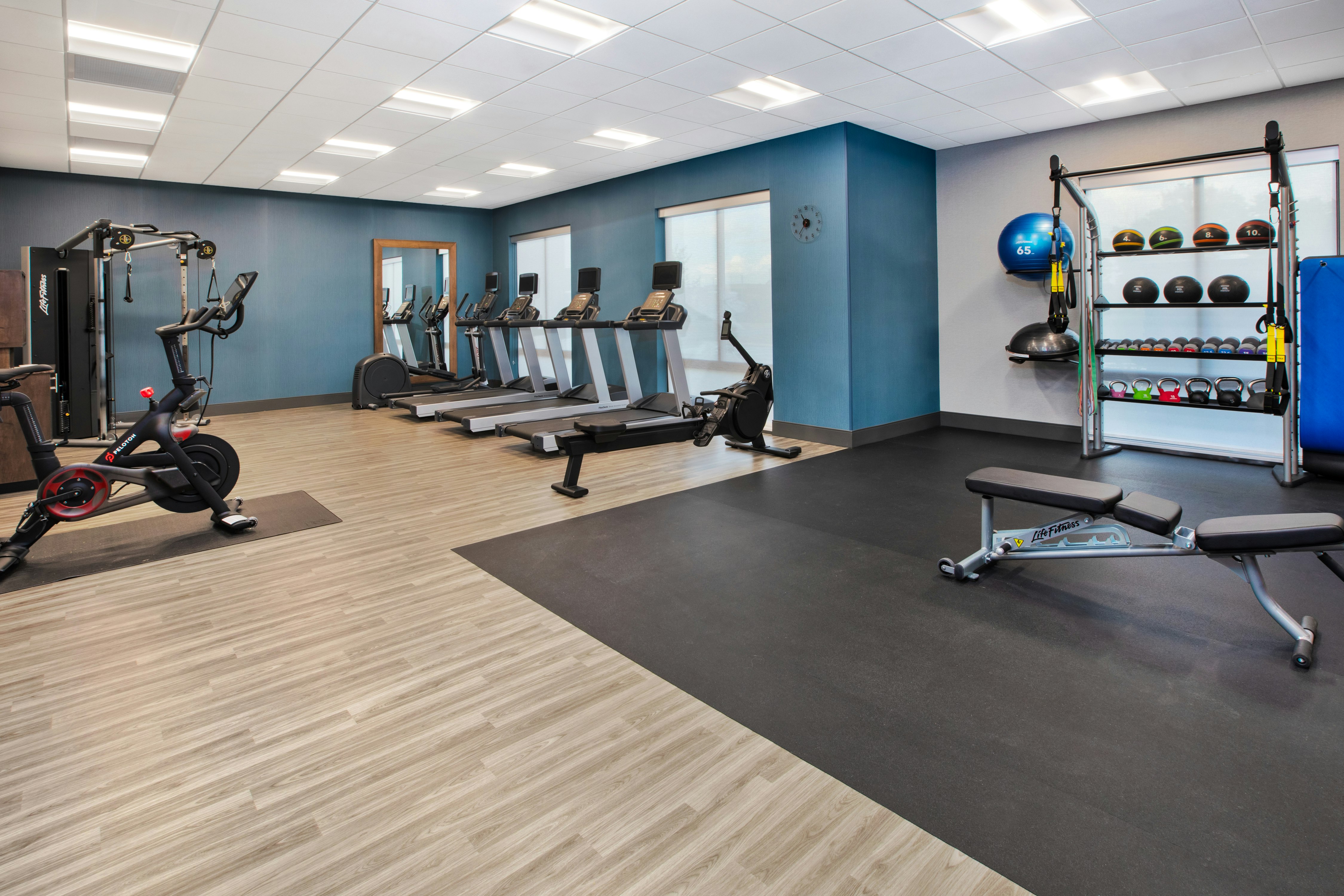 Hampton Inn and Suites by Hilton Indianapolis South Greenwood 12/26