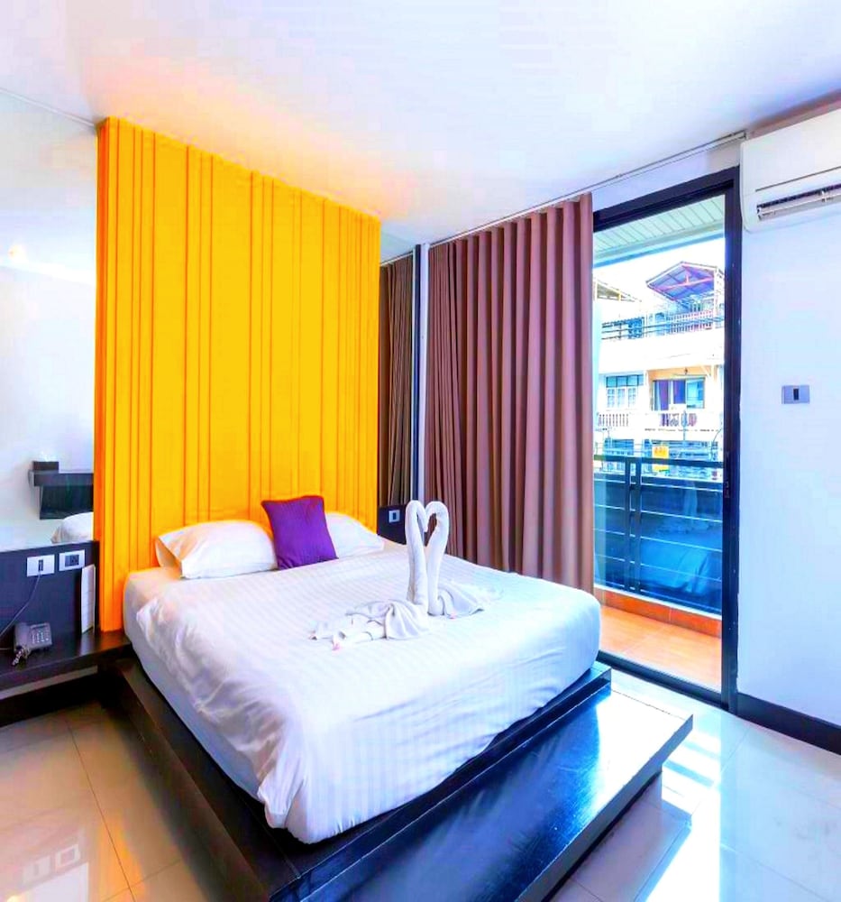 Punyapha Place Pattaya Beach 25/69