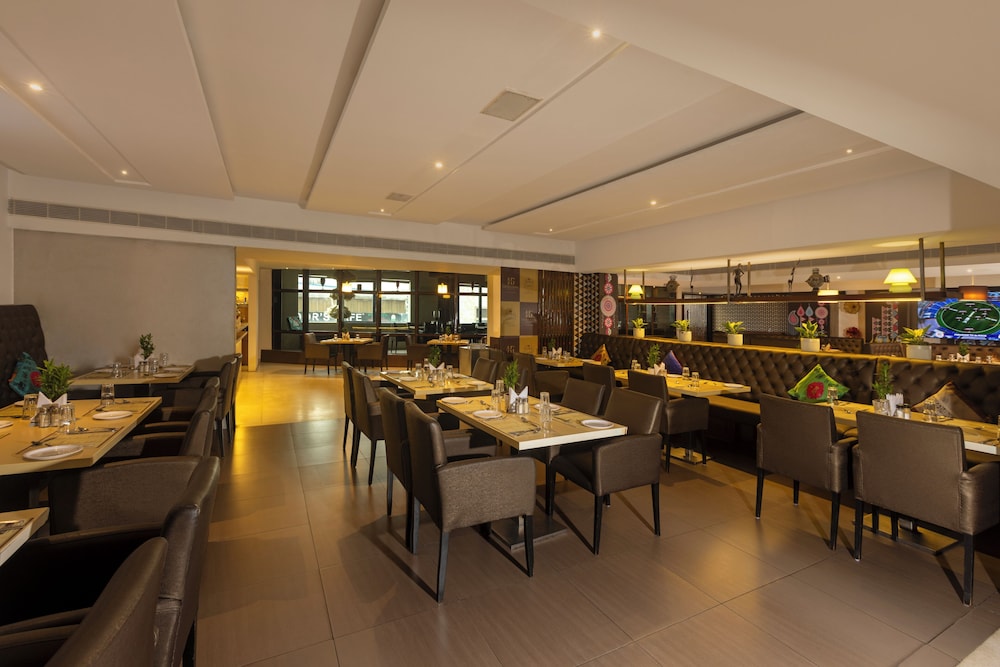 Hotel Hemaadri Grand 44/50