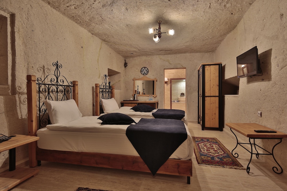 Fosil Cave Hotel 10/50