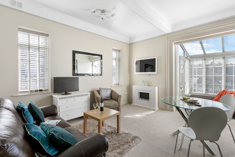 Bedford House Apartments 19/45