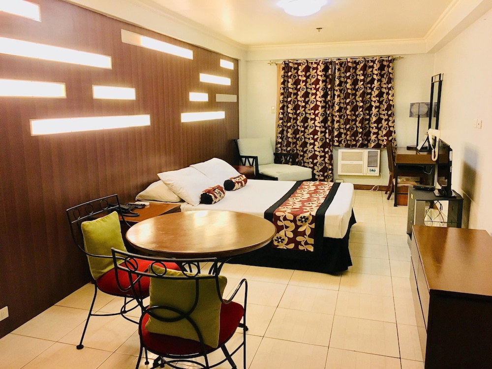 Jupiter Suites 44/50