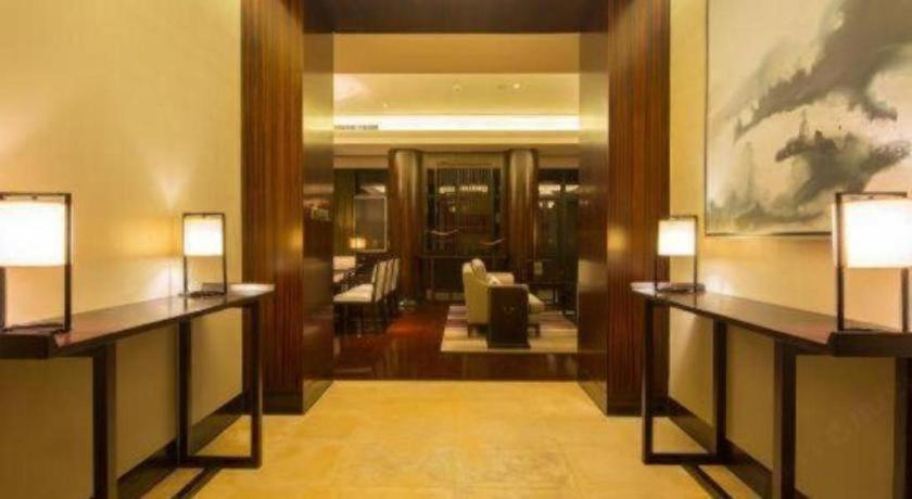 Eadry Royal Garden Hotel Haikou 10/54