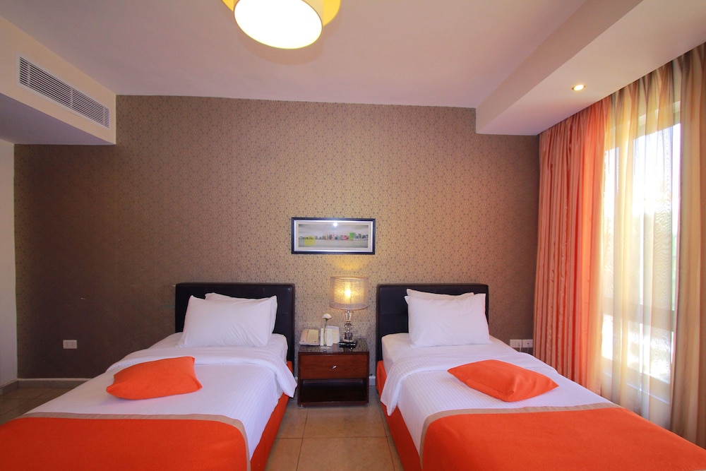 CITY ROSE HOTEL SUITES 26/67