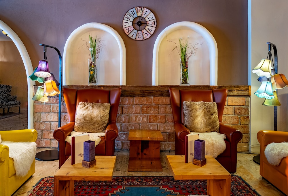 Hotel Latini 63/75