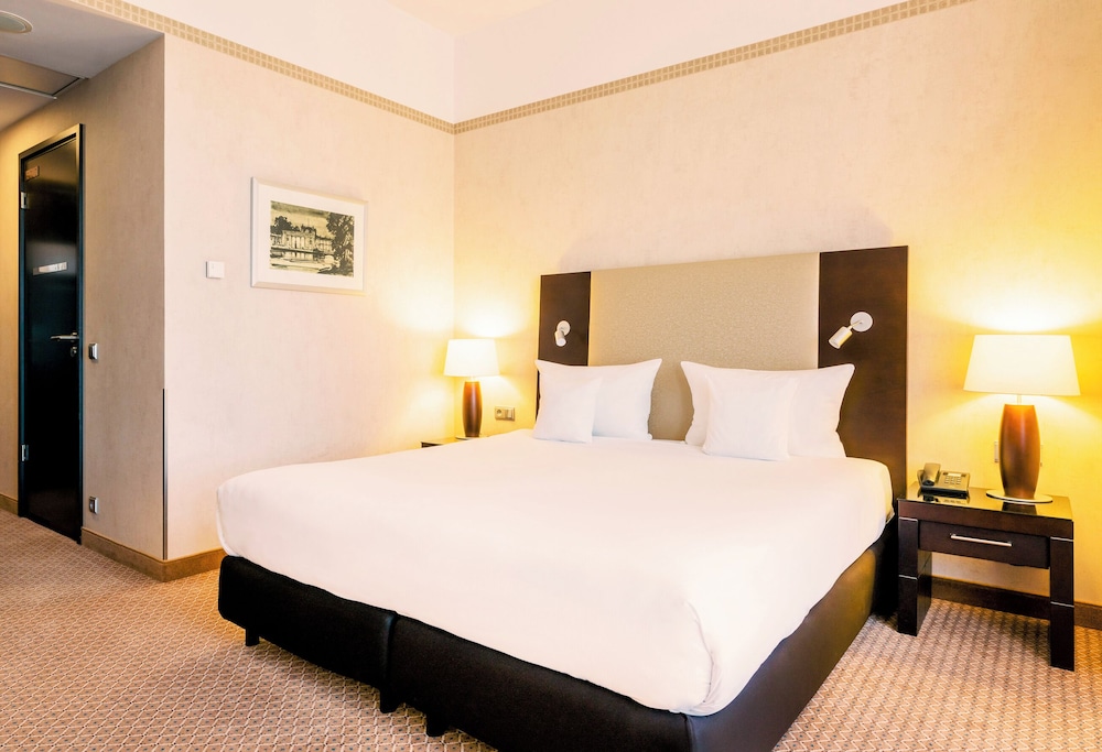 SUPERIOR, DOUBLE BED