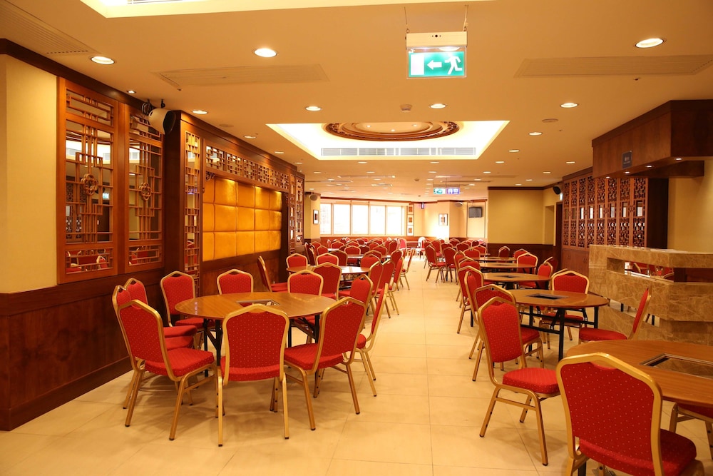 Grand Harbour Hotel 15/21