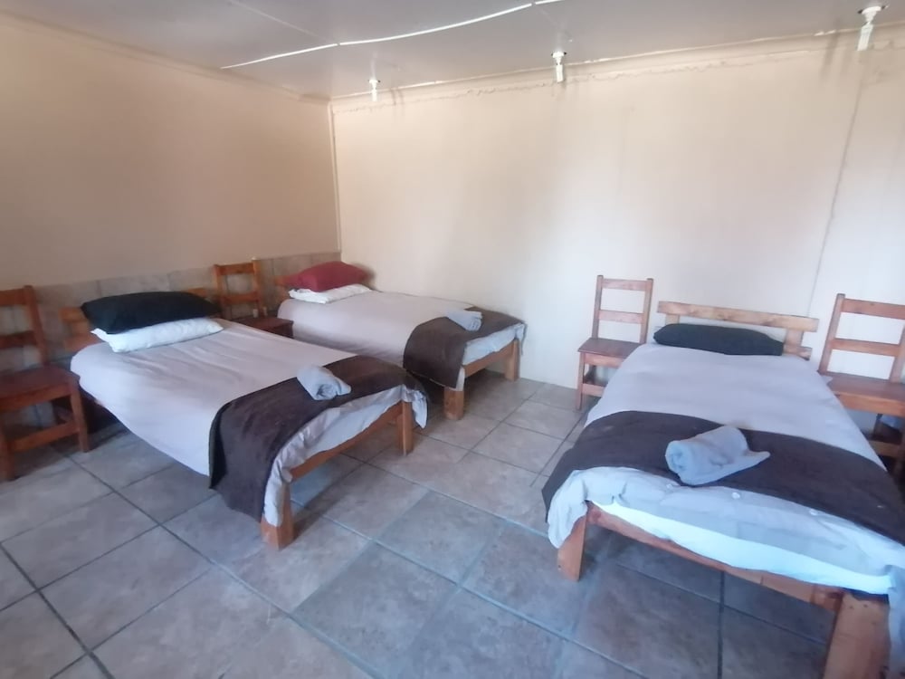 Ibis Place Guest House 22/50