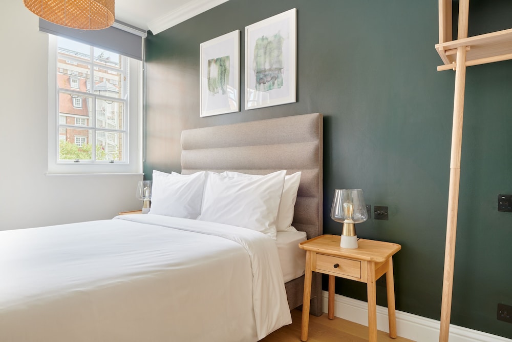 Sonder Chelsea Green 9/40