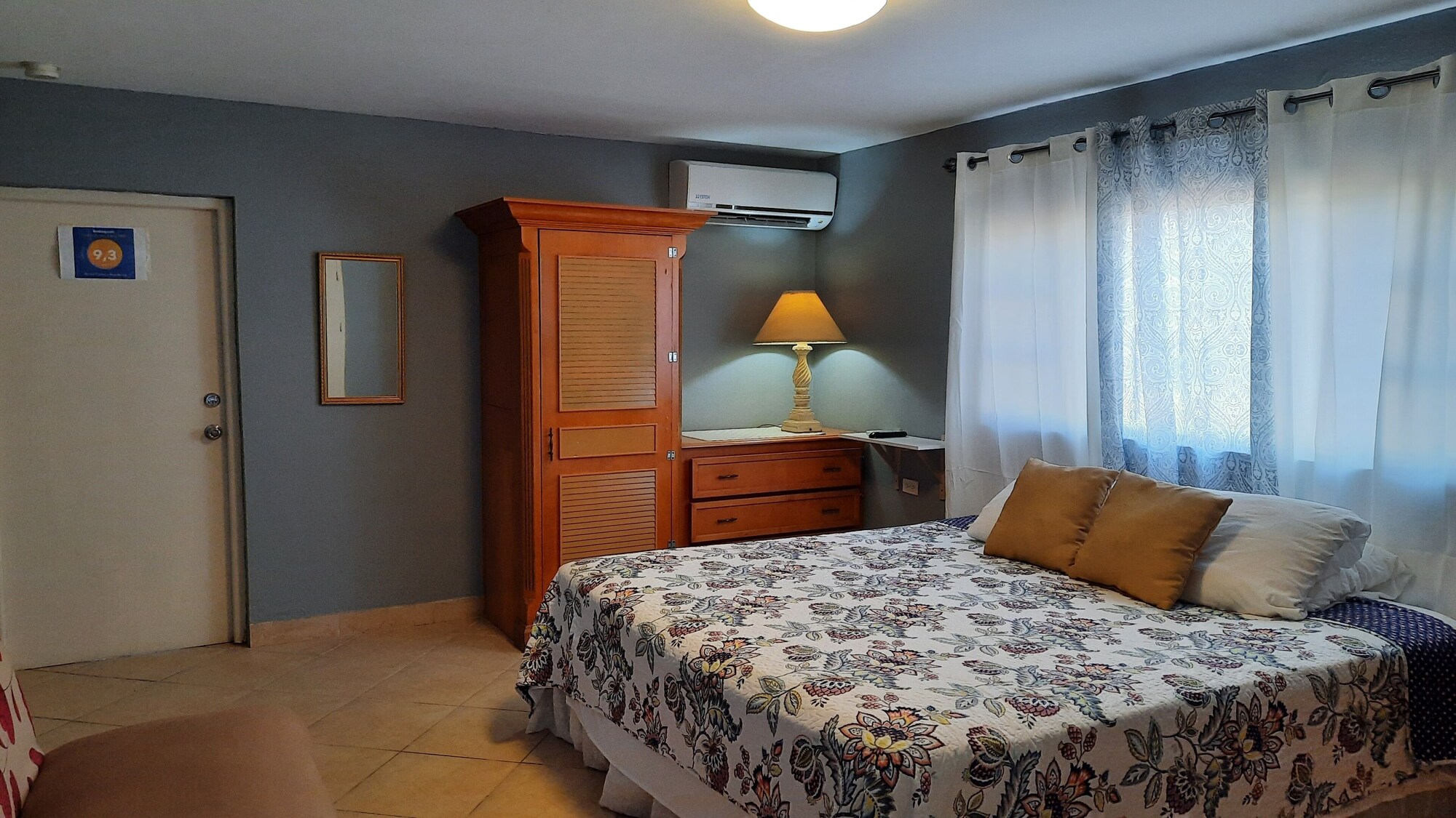 1 BEDROOM, APARTMENT, POOL VIEW