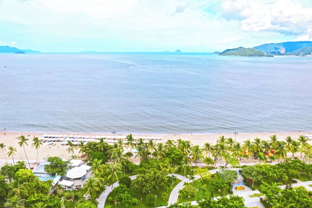 Mercure Nha Trang Beach 40/46