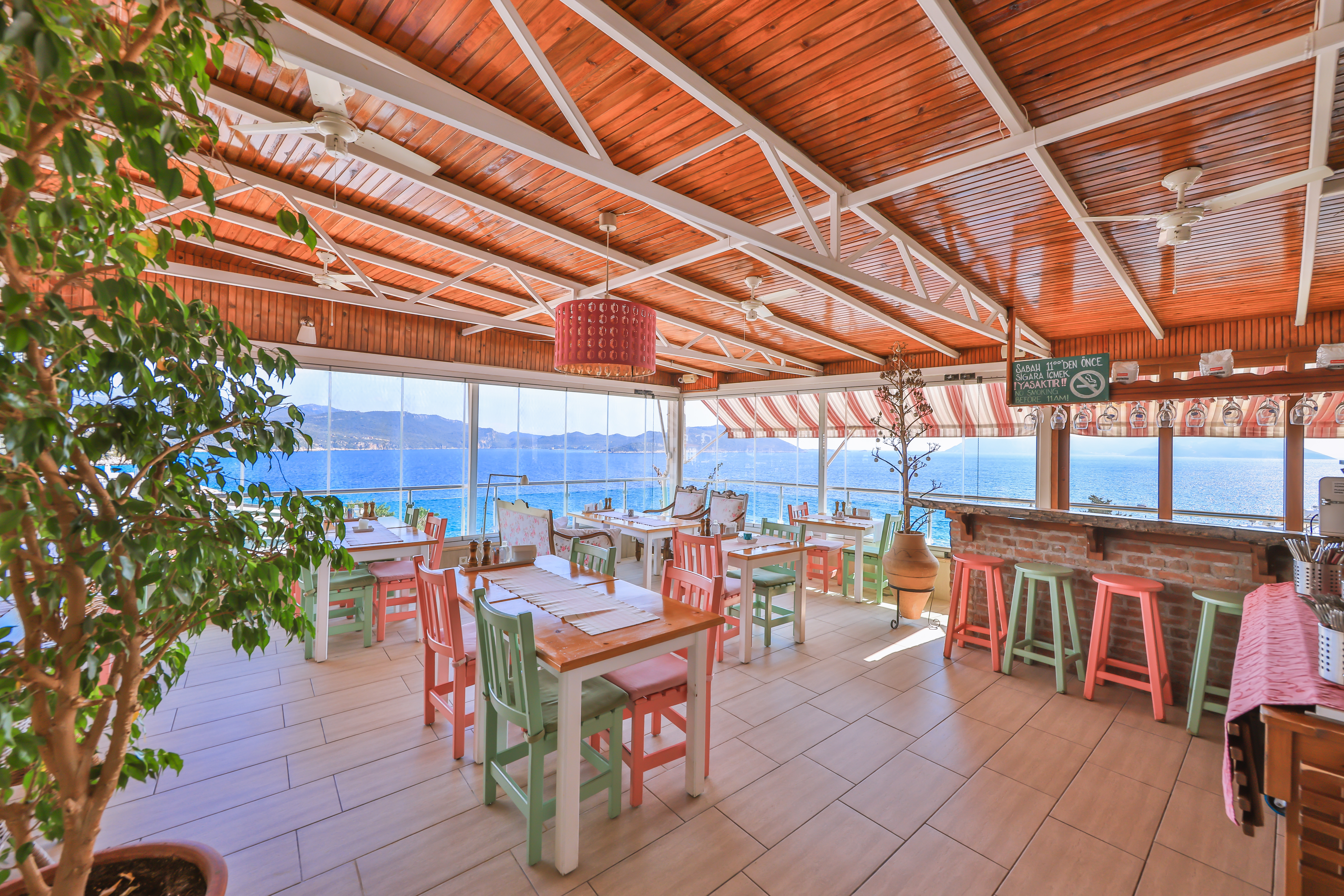Sonne Hotel 33/49