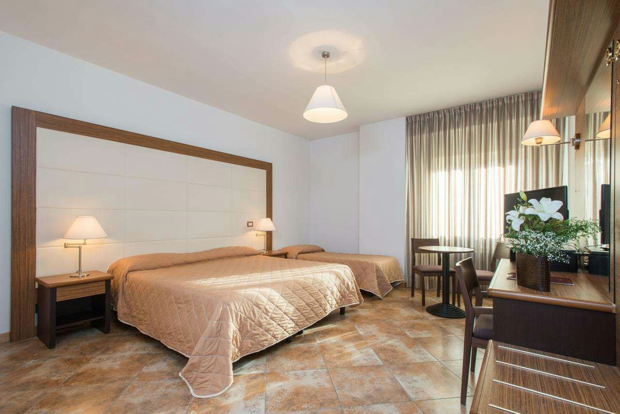 Hotel Royal 6/43