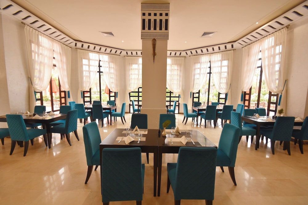 Palm Plaza Hotel And Spa 57/72
