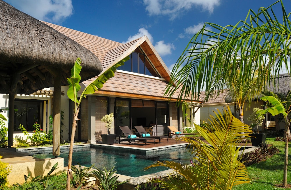 Oasis Villas 2/37