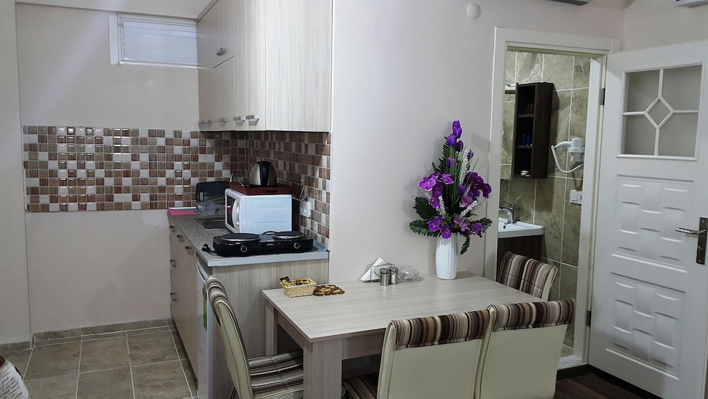 BEYAZITHAN SUITES 46/50