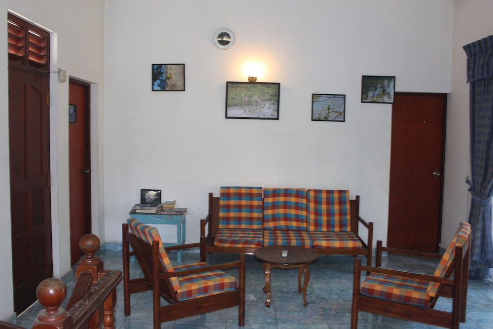 NATURES BLISS GARDEN STAY 23/42