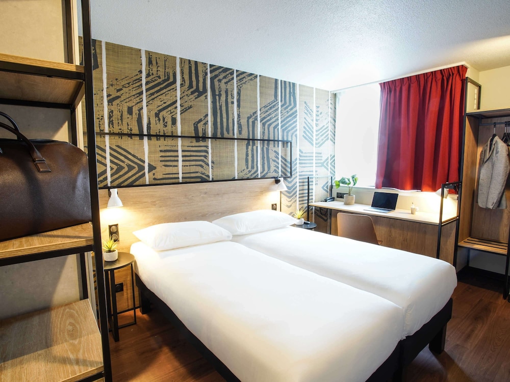 Hotel Ibis Tours centre Giraudeau 18/57