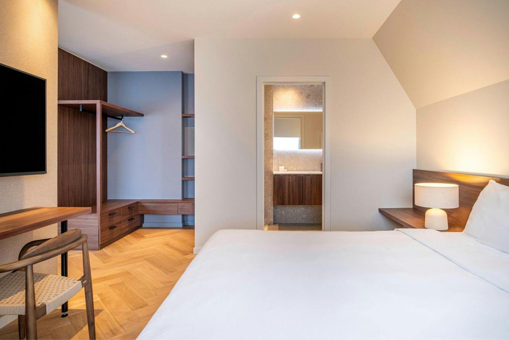 Studio, Apartment, King Bed