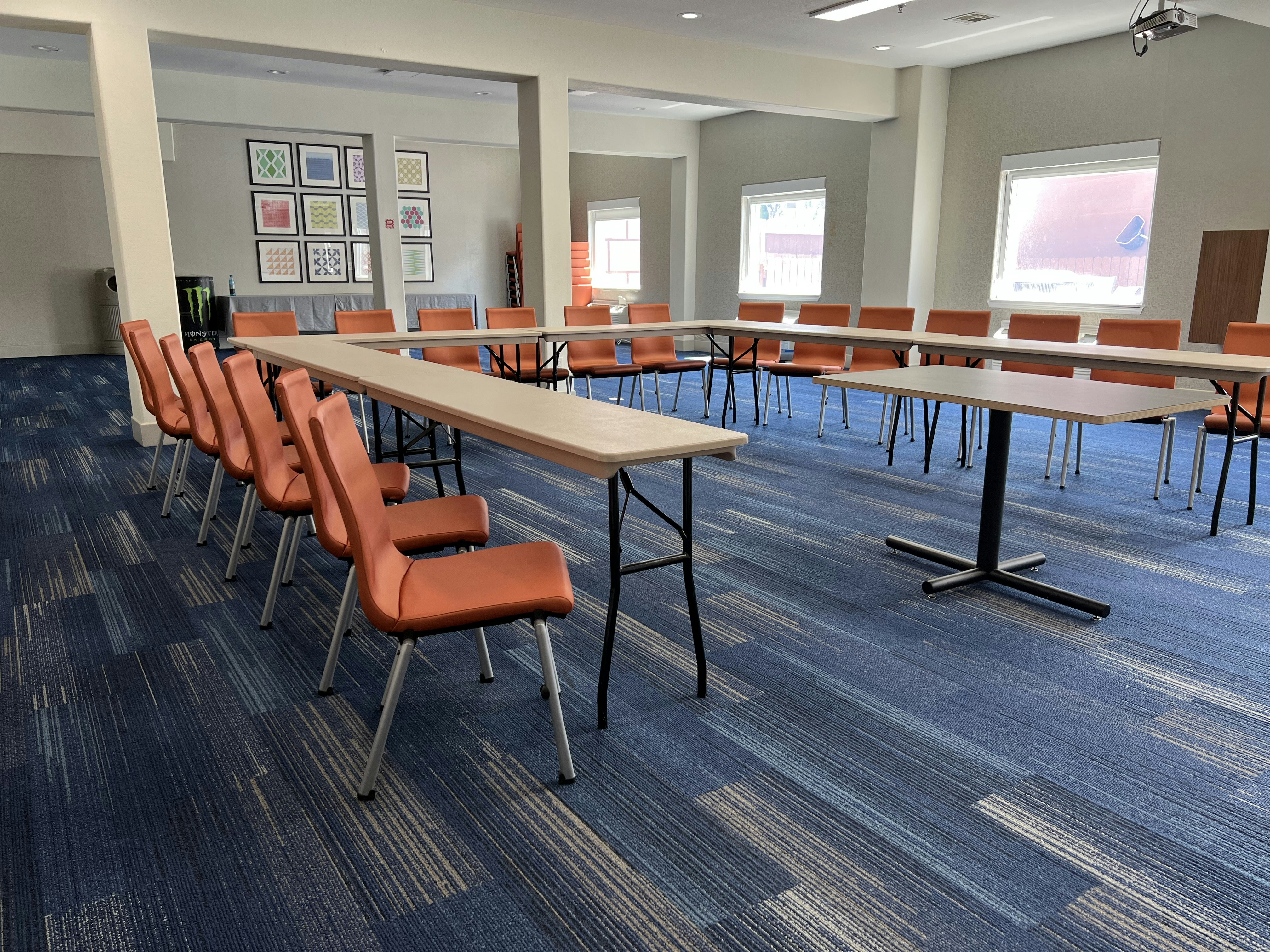Holiday Inn Express Suites South Padre Island 54/62