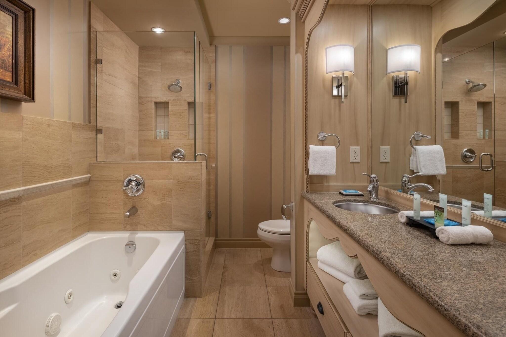 جناح بسرير كينج بغرفة نوم واحدة، The Royal Kelowna 3/4