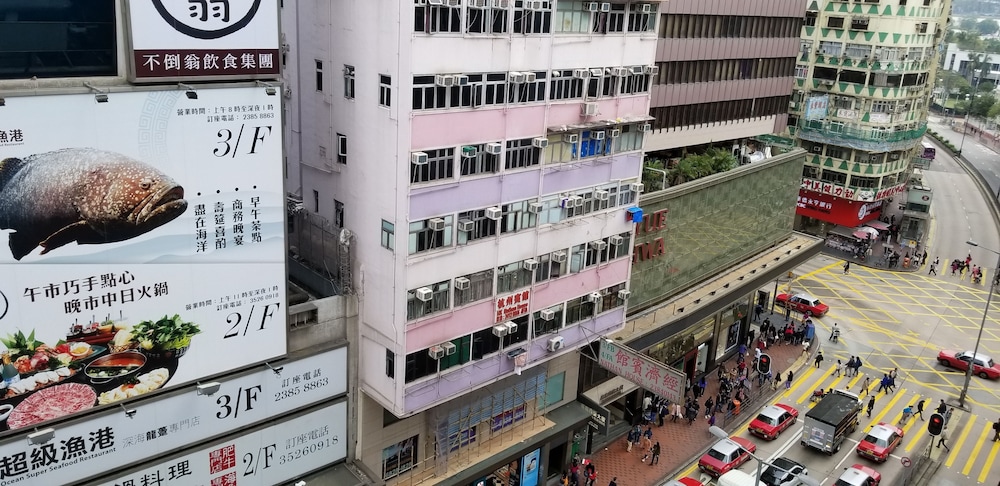 Longwin Hotel 1/43