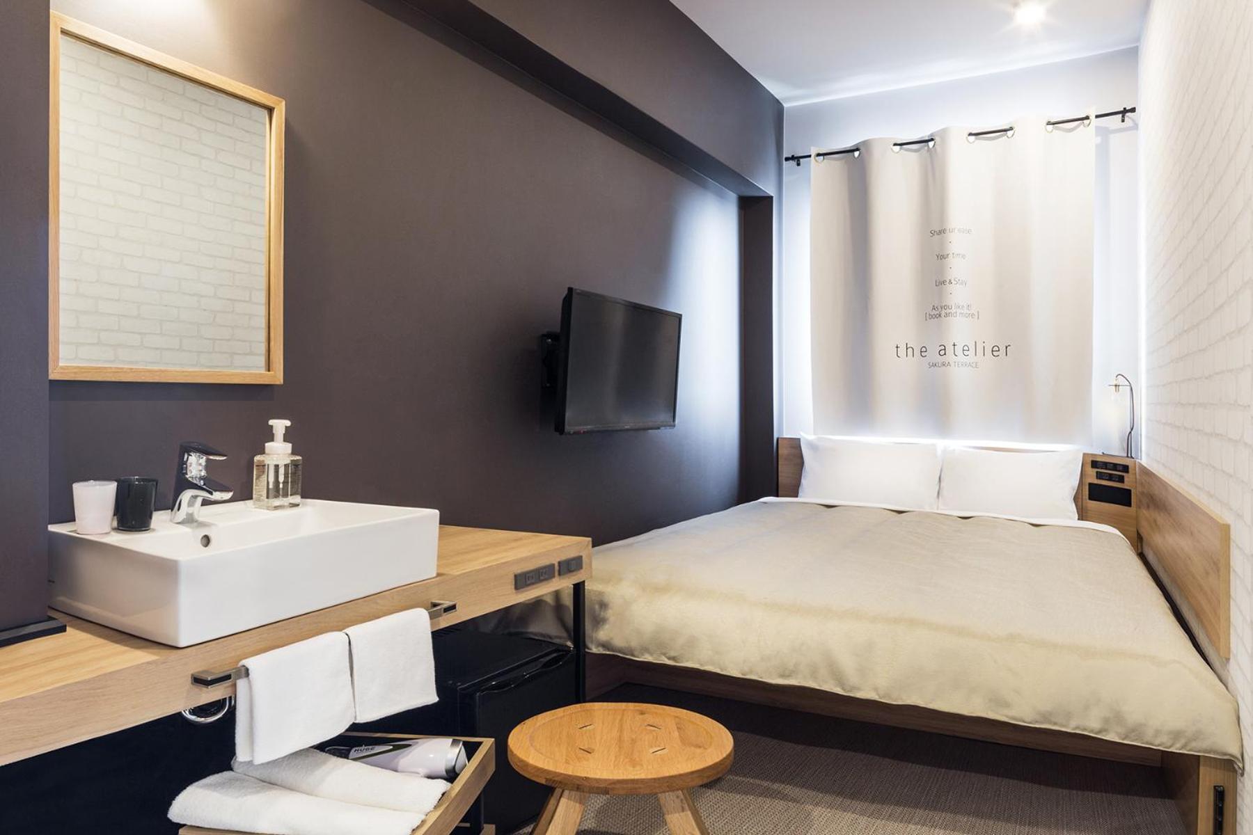 Semi Room, Semi Double Bed, Shared Bathroom, Adult Only, Small