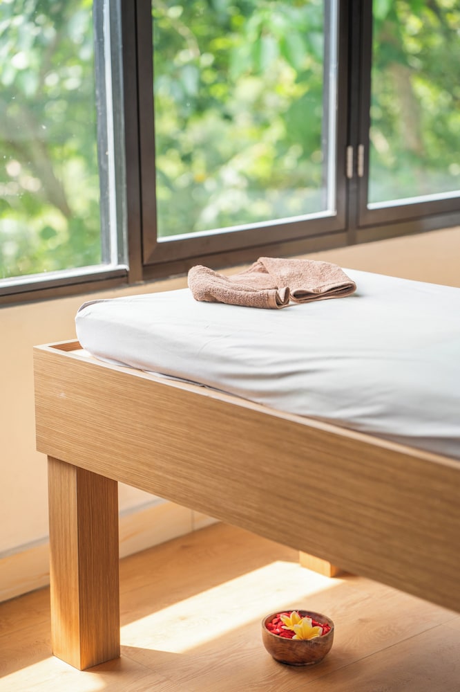 Abasan Hill Hotel and Spa 25/45