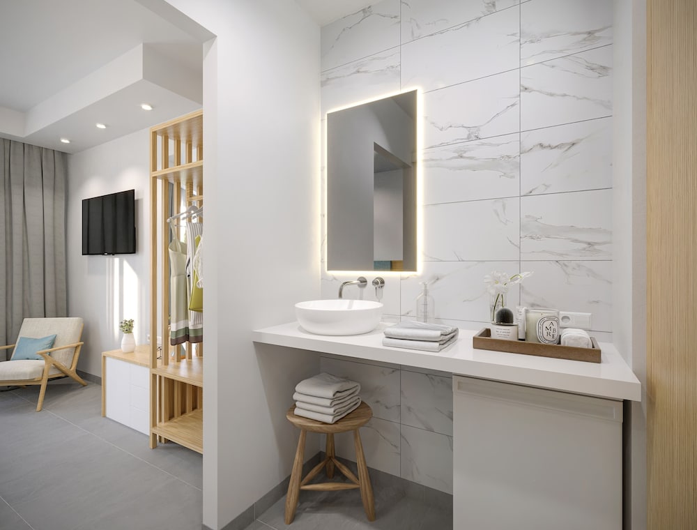 Poseidon Hotel 40/50